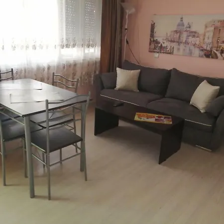 Apartment Avgusta Trayana *